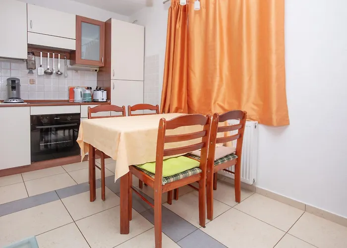 17129b Rogoznica (Sibenik-Knin)